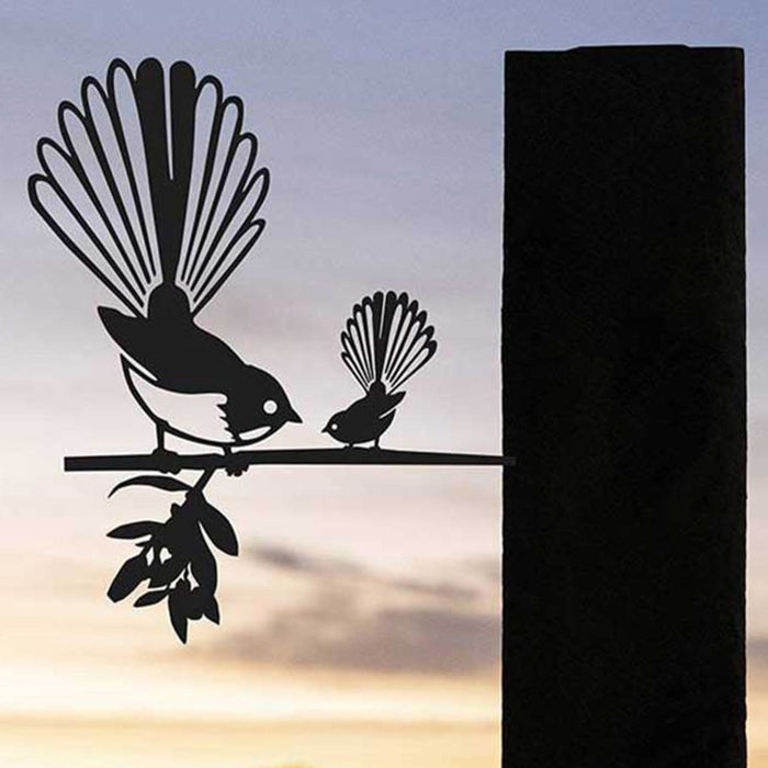 Metalbird - Garden Art - Fantail with Baby