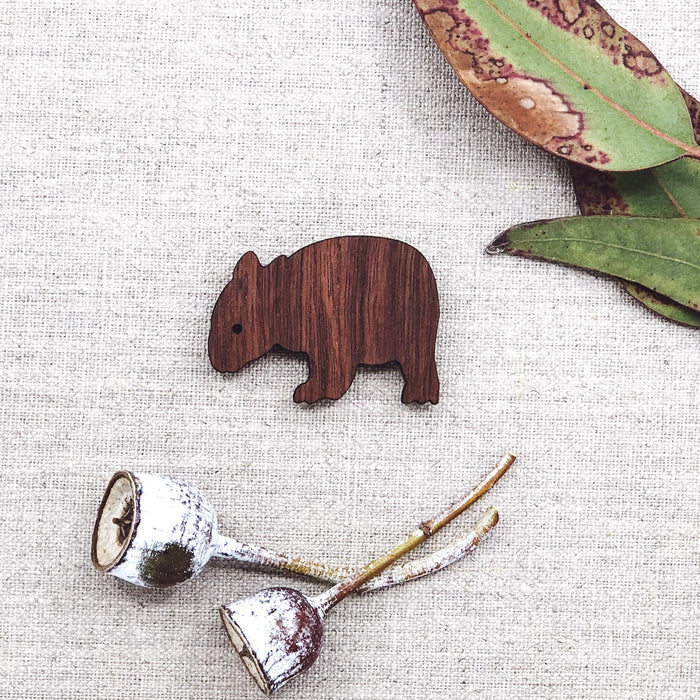 Buttonworks - Timber Magnet - Tiny Wombat