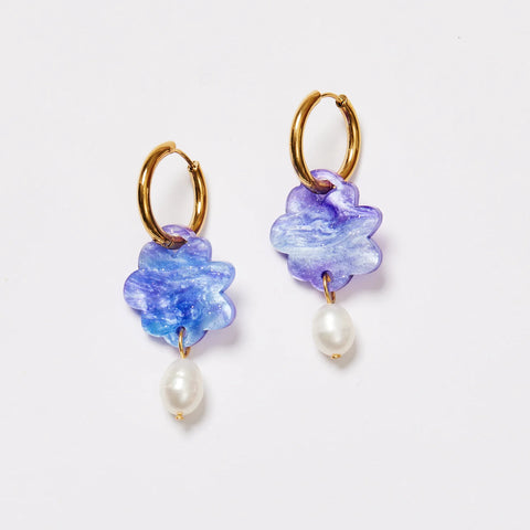 Martha Jean - Cloud & Pearl Earrings - Lilac