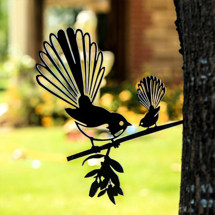 Metalbird - Garden Art - Fantail with Baby