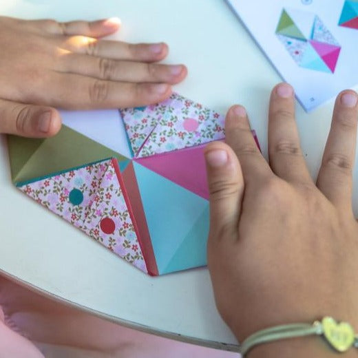 Djeco - Origami Chatterbox Kit - Fortune Tellers