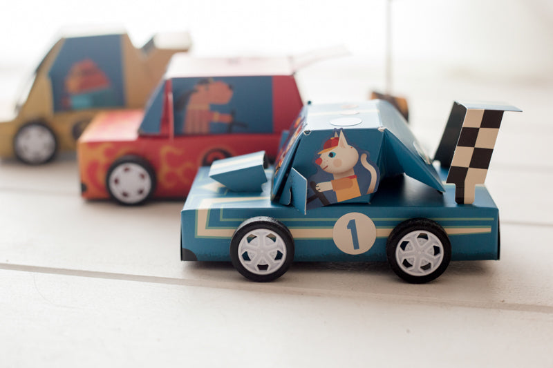 Djeco - Do It Yourself Craft Kit - 3 Race Cars Grand Prix