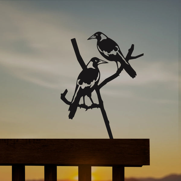 Metalbird - Garden Art - Magpie Pair