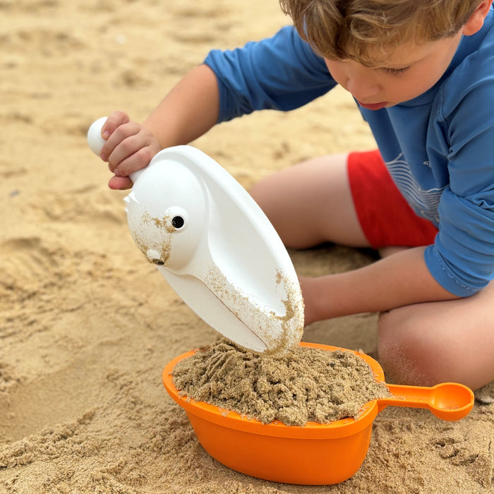 Happy Planet Toys - Pelican Bucket & Spade Set