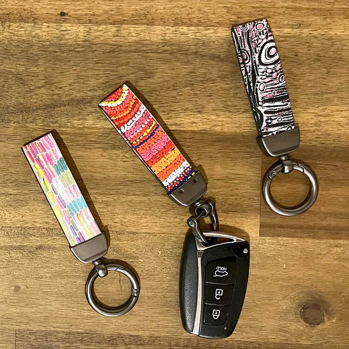 Utopia Australia - Keyring - Lena Pwerle - Soakage