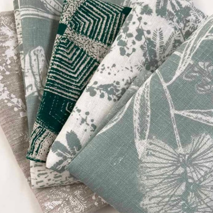 Print Ink Studio - Linen Table Cloth - Bottlebrush Large - Eucalyptus