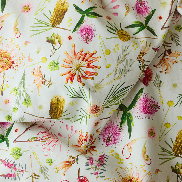 Angus & Celeste - Table Cloth - Flora Mint
